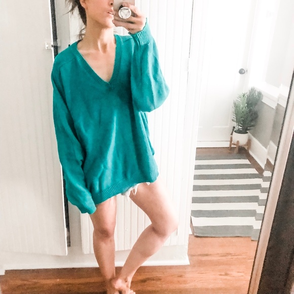 |SOLD| Slouchy 90s Oversized Sweater a5* - Picture 4 of 7